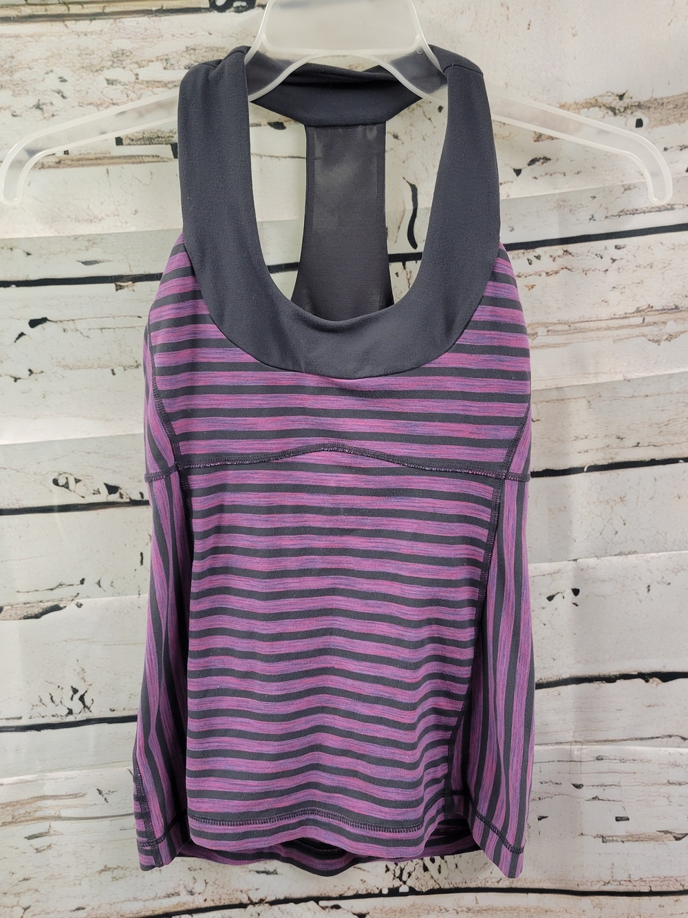 Lululemon Scoop Neck Tank Size 4 Pink Purple Striped Built-In Bra Yoga